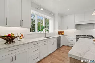 96 Clinton St, Fairfield, CT 06824 - Photo 3