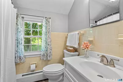 24 Maple Edge Drive, Bloomfield, CT 06002 - Photo 15