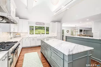 9 Hidden Brook Drive, Brookfield, CT 06804 - Photo 7