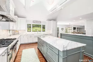 9 Hidden Brook Dr, Brookfield, CT 06804 - Photo 7
