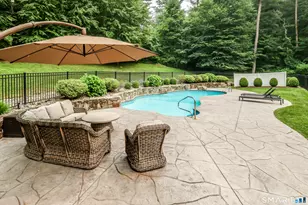9 Hidden Brook Dr, Brookfield, CT 06804 - Photo 3