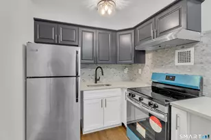 280 W Walk, West Haven, CT 06516 - Photo 13