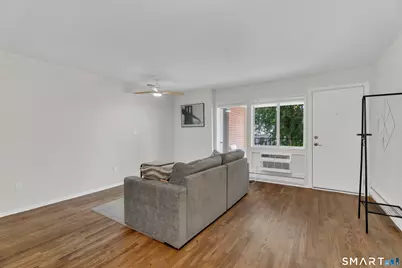 280 West Walk #280, West Haven, CT 06516 - Photo 5