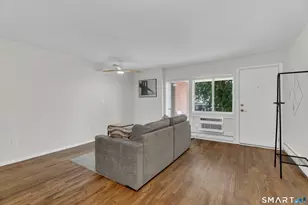 280 W Walk, West Haven, CT 06516 - Photo 5