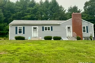 20 Thames View Pentway, Ledyard, CT 06335 - Photo 1