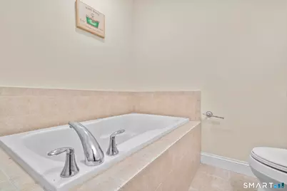 343 Beach Street #603, West Haven, CT 06516 - Photo 19