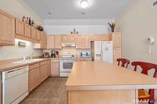 343 Beach St, West Haven, CT 06516 - Photo 9