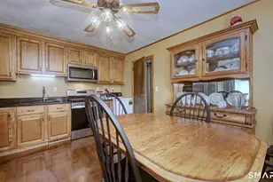 3 Fairview St, Ansonia, CT 06401 - Photo 13
