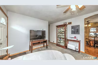 3 Fairview Street, Ansonia, CT 06401 - Photo 9