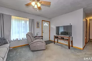 3 Fairview St, Ansonia, CT 06401 - Photo 7