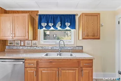 24 West Point Road, East Hampton, CT 06424 - Photo 7