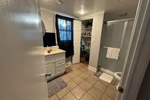 84 Anderson Ave, Waterbury, CT 06708 - Photo 29