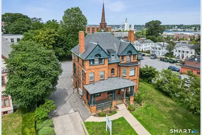 27 Broad Street, New London, CT 06320 - Photo 1