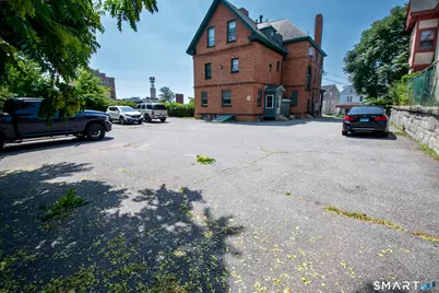 27 Broad Street, New London, CT 06320 - Photo 37