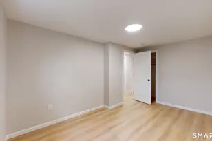 16 Arrow St, Enfield, CT 06082 - Photo 17