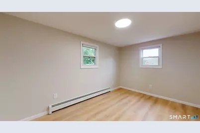 16 Arrow Street, Enfield, CT 06082 - Photo 17