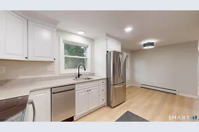 16 Arrow Street, Enfield, CT 06082 - Photo 7