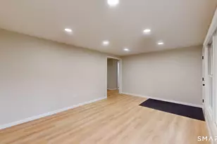 16 Arrow St, Enfield, CT 06082 - Photo 9
