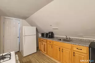 45 Columbia St, Bridgeport, CT 06604 - Photo 7