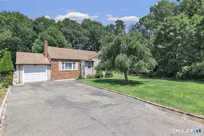 25 North Forest Circle, West Haven, CT 06516 - Photo 1