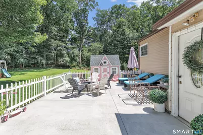 25 North Forest Circle, West Haven, CT 06516 - Photo 35