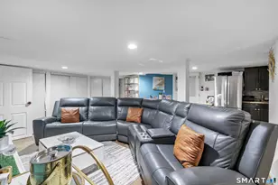 25 N Forest Cir, West Haven, CT 06516 - Photo 25