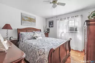 25 N Forest Cir, West Haven, CT 06516 - Photo 17