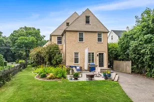 400 Buena Vista Rd, Fairfield, CT 06825 - Photo 17