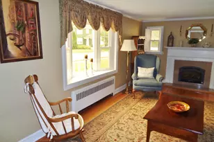 22 Scarborough Rd, Manchester, CT 06040 - Photo 3