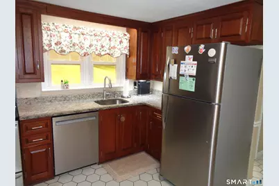 22 Scarborough Road, Manchester, CT 06040 - Photo 7