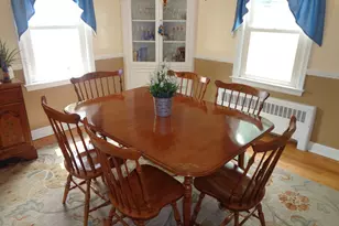 22 Scarborough Rd, Manchester, CT 06040 - Photo 5