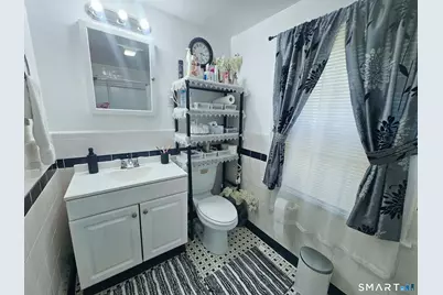 44 Forster Street, Hartford, CT 06106 - Photo 13
