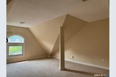 566 Newfield Avenue #11, Stamford, CT 06905 - Photo 15