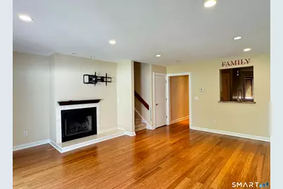 566 Newfield Avenue #11, Stamford, CT 06905 - Photo 3