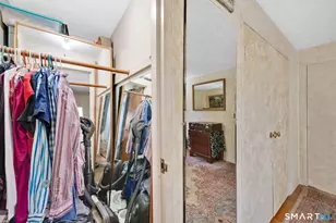97 Shadow Ln, West Hartford, CT 06110 - Photo 17