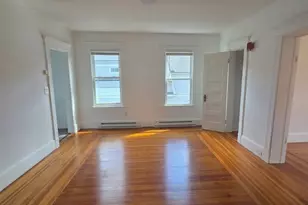 652 Watertown Ave, Waterbury, CT 06708 - Photo 1