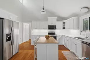 21 Hemlock Ln, Avon, CT 06001 - Photo 11