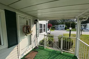 42 Grandview Cir, Mansfield, CT 06268 - Photo 3