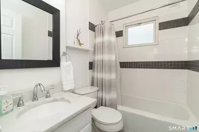 9 Seaview Avenue, West Haven, CT 06516 - Photo 19