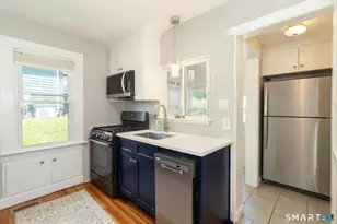 9 Seaview Ave, West Haven, CT 06516 - Photo 17