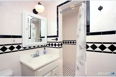 1670 Hartford Turnpike, North Haven, CT 06473 - Photo 23