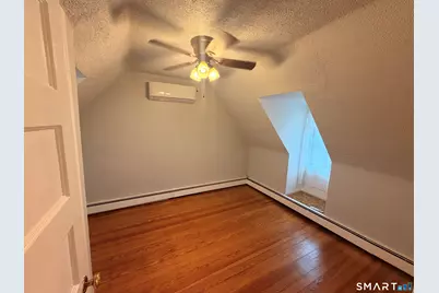 90 Sims Street, Bridgeport, CT 06604 - Photo 21