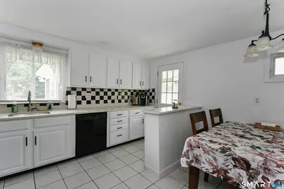 65 Crystal Street, Wethersfield, CT 06109 - Photo 5