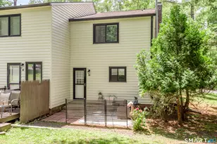 86 Hampton Park, Branford, CT 06405 - Photo 13