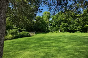 109 Toddy Hill Rd, Newtown, CT 06482 - Photo 3