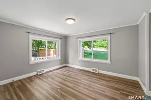 647 Willis St, Bristol, CT 06010 - Photo 33