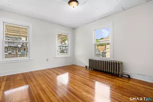 41 Plaza Ave, Waterbury, CT 06710 - Photo 21