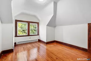 41 Plaza Ave, Waterbury, CT 06710 - Photo 7