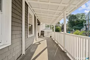 41 Plaza Ave, Waterbury, CT 06710 - Photo 25