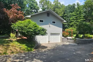 878 Manchester Rd, Glastonbury, CT 06033 - Photo 3